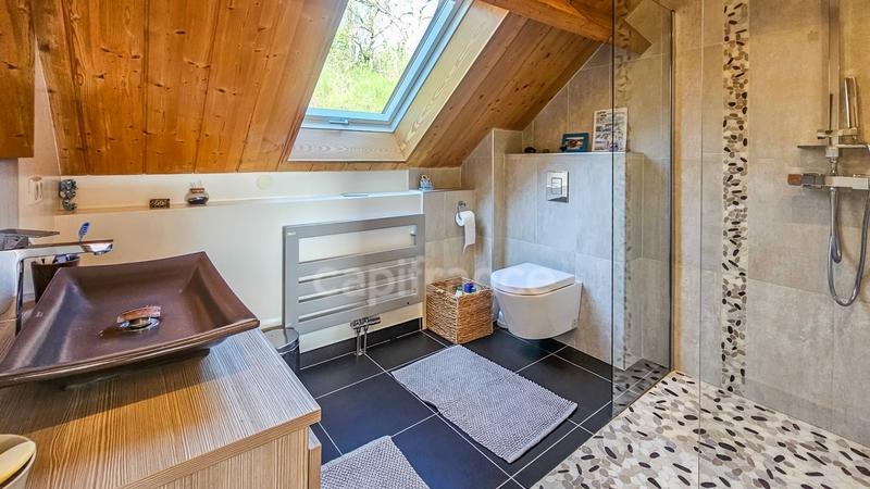 Demeure - 696 m² - 21 pièces