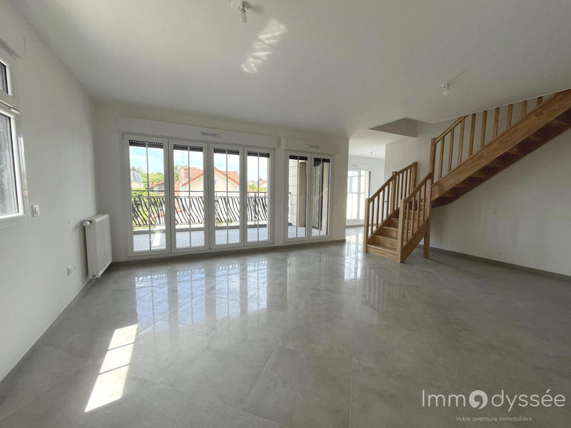 Appartement - 100 m² - 4 pièces