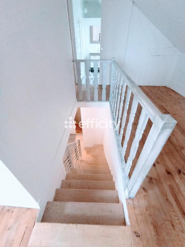 Maison - 118 m² - 6 pièces