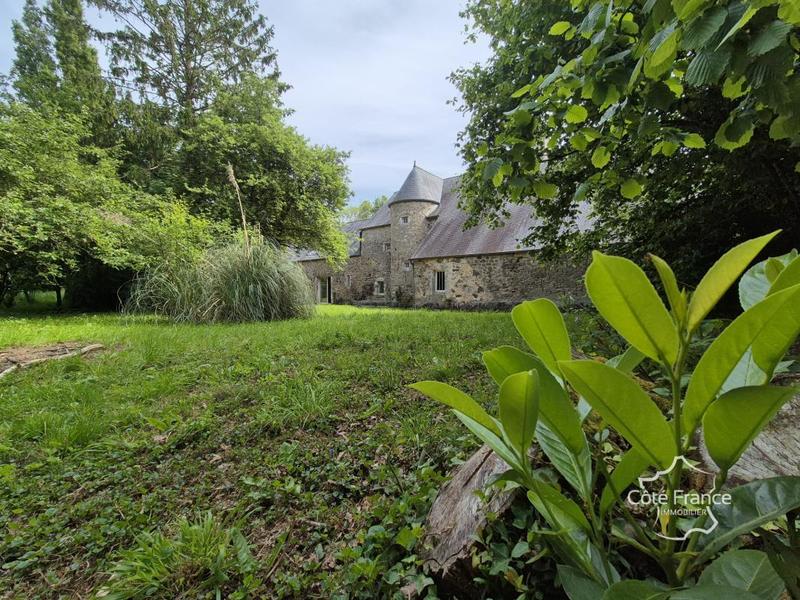 Manoir - 252 m² - 7 pièces