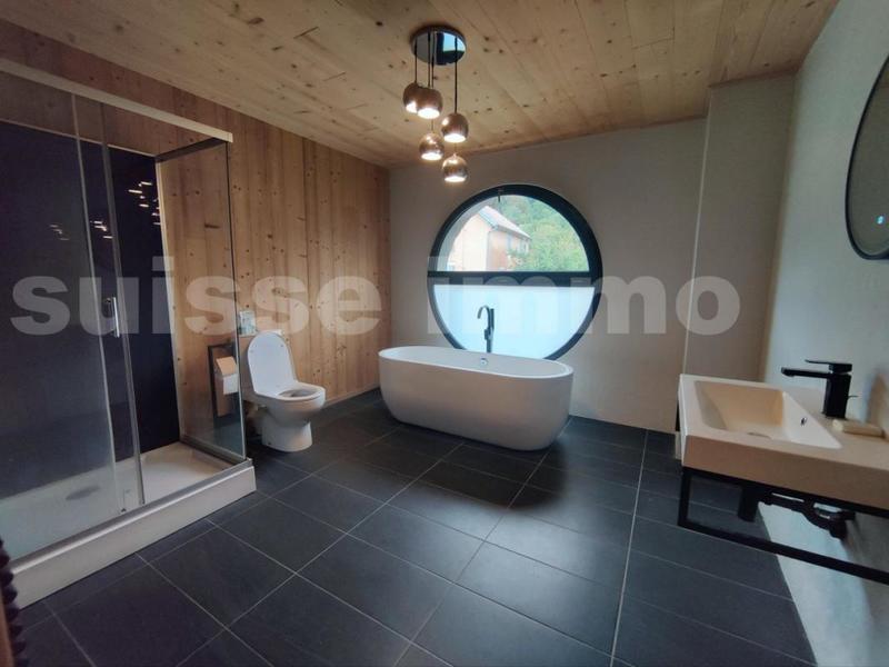 Maison - 143 m² - 7 pièces