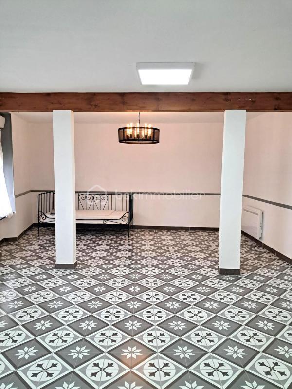 Maison ancienne - 253 m² - 9 pièces