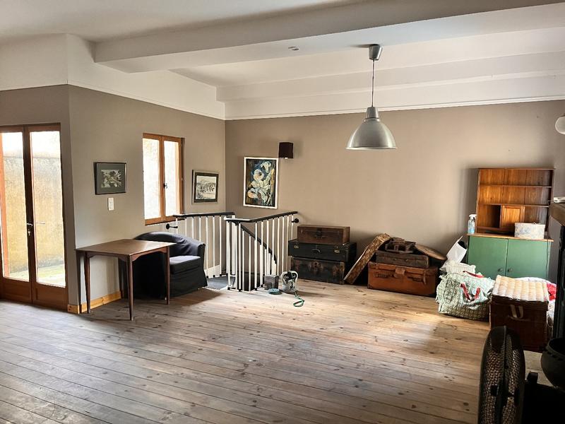 Maison - 250 m² - 10 pièces