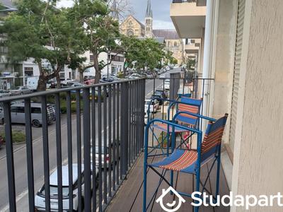 Chambre - 12 m² - 1 pièce