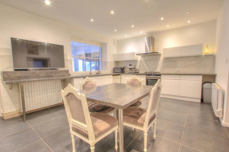 Bastide - 360 m² - 7 pièces