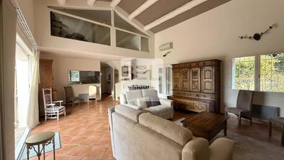 Villa - 172 m² - 6 pièces