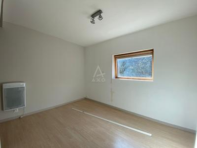 Maison - 107 m² - 6 pièces