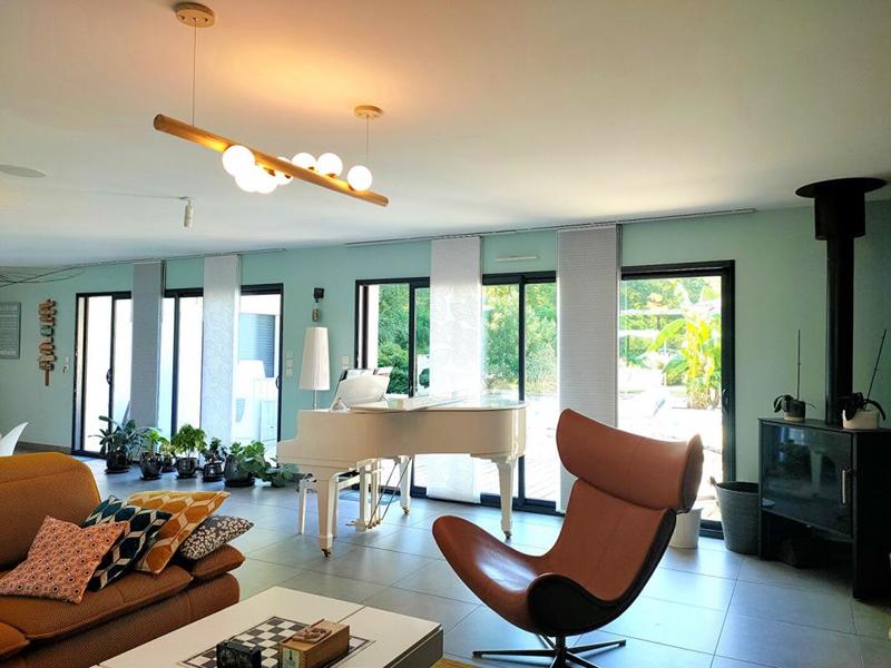 Maison - 206 m² - 7 pièces