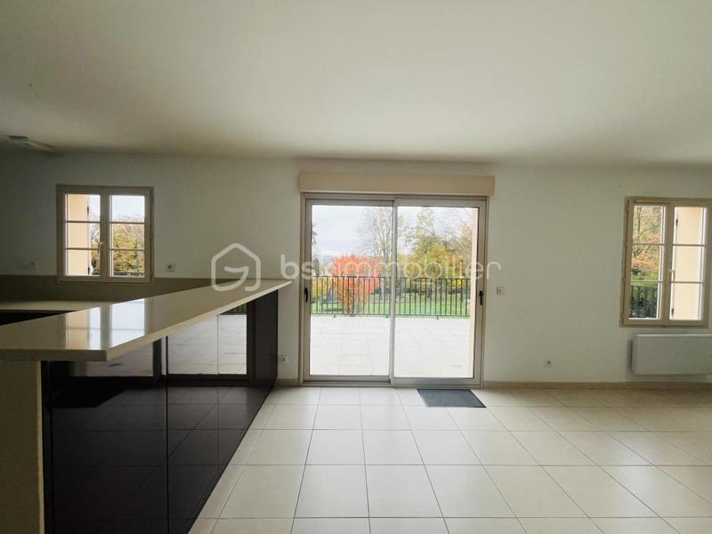 Maison - 180 m² - 7 pièces