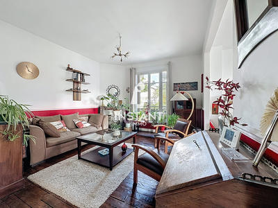 Maison - 121 m² - 4 pièces