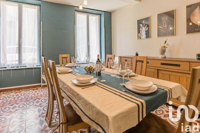 Maison de village - 241 m² - 5 pièces