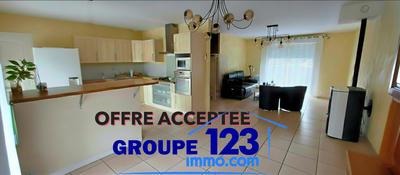 Maison - 98 m² - 5 pièces