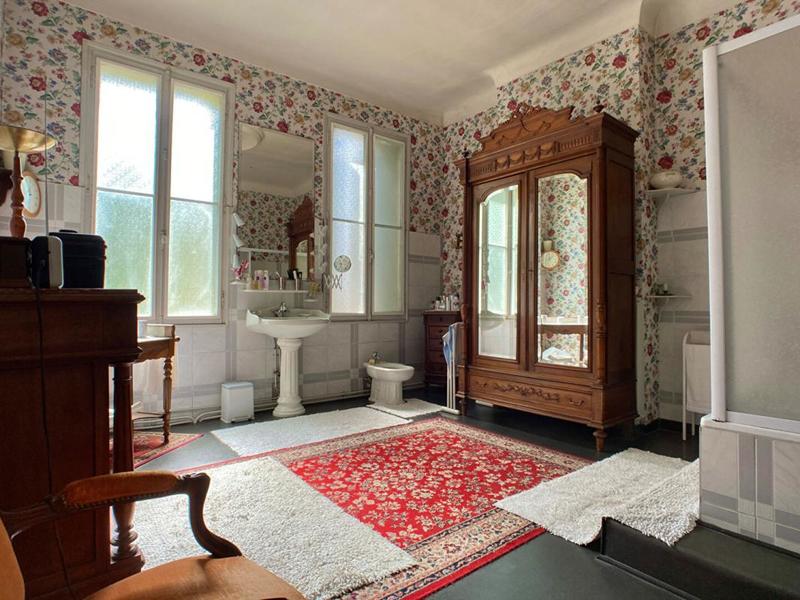 Maison - 200 m² - 6 pièces