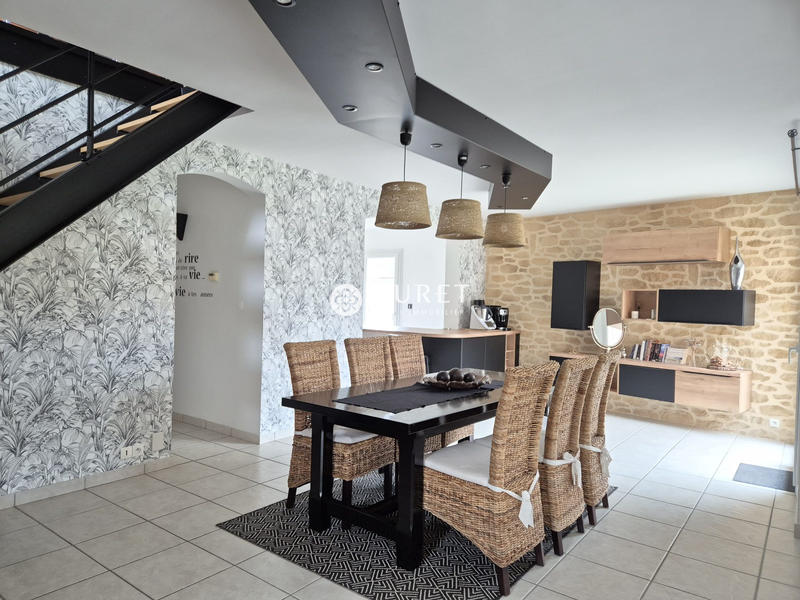 Maison - 159 m² - 5 pièces