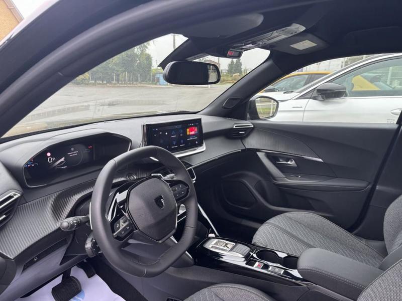 Peugeot 2008 II Hybrid 145 e-Dcs6 Allure