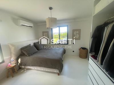 Maison - 160 m² - 5 pièces