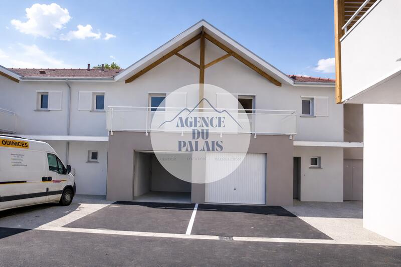 Maison - 83 m² - 4 pièces