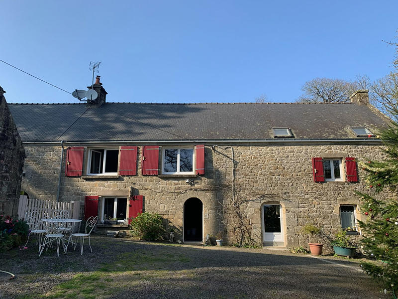 Maison - 223 m² - 7 pièces