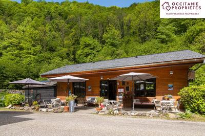 Propriété - 280 m² - 11 pièces