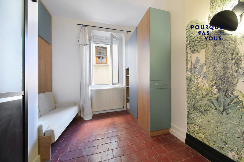 Appartement - 81 m² - 3 pièces