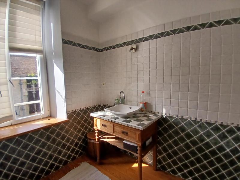 Maison - 202 m² - 6 pièces