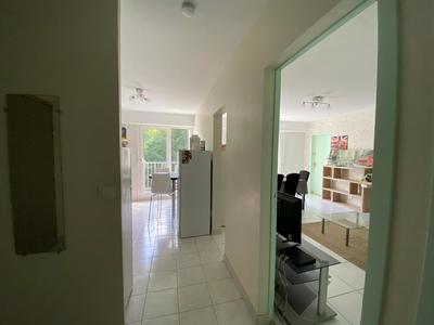 Appartement - 77 m² - 4 pièces