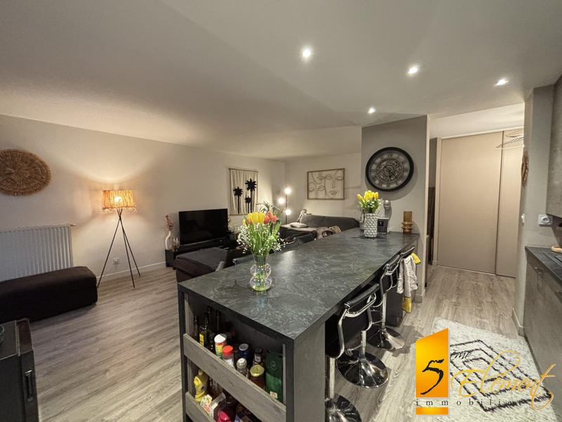 Appartement - 75 m² - 3 pièces