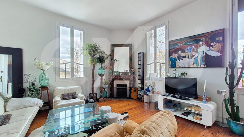 Maison - 177 m² - 8 pièces