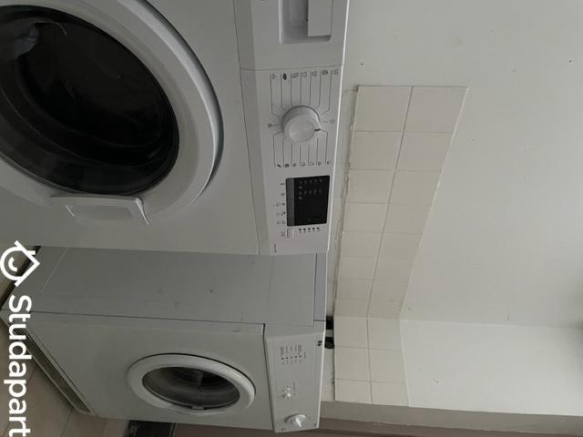 Chambre - 9 m² - 1 pièce