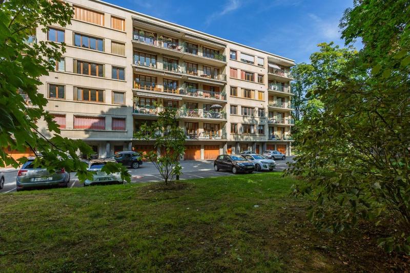 Appartement - 148 m² - 5 pièces