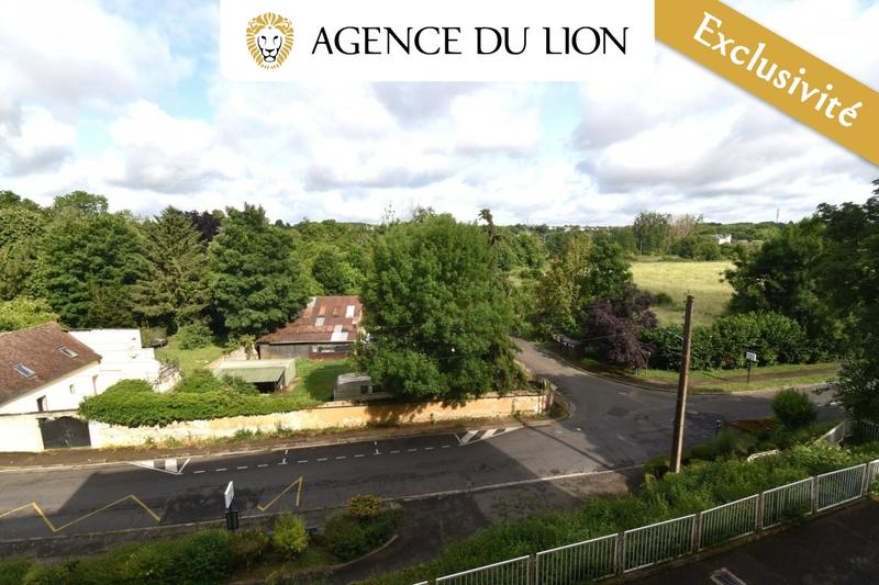 Appartement - 95 m² - 5 pièces