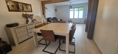 Maison - 98 m² - 5 pièces