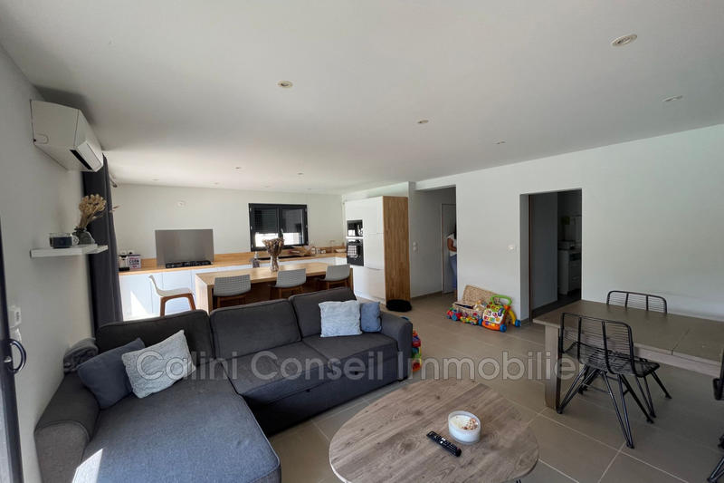 Villa - 101 m² - 5 pièces