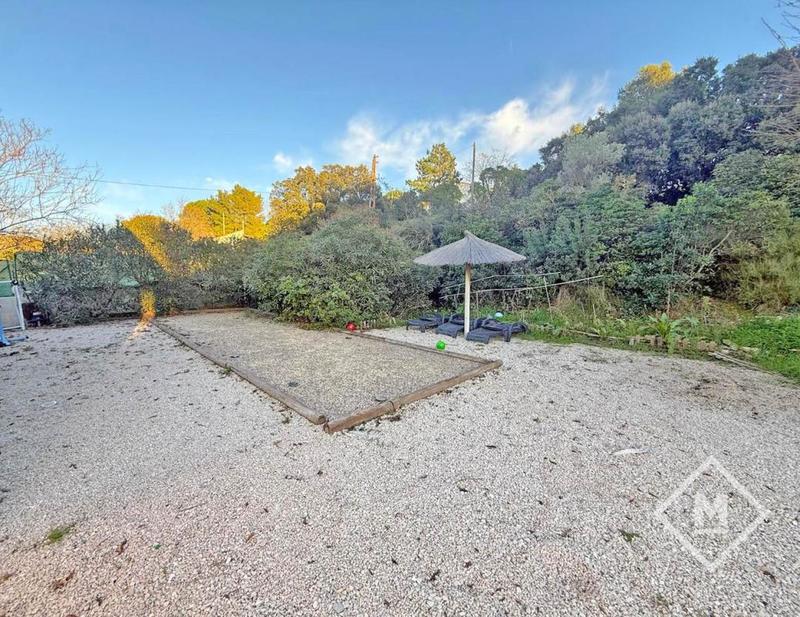 Maison d'architecte - 250 m² - 7 pièces