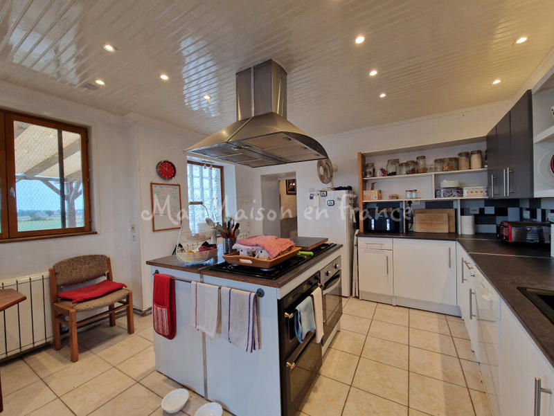 Maison - 198 m² - 8 pièces