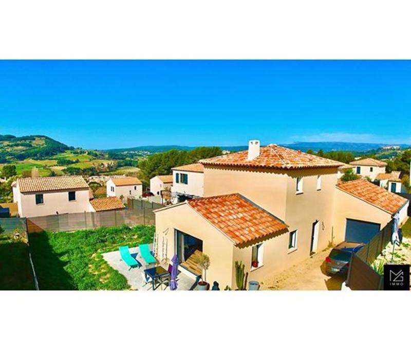 Maison traditionnelle - 114 m² - 4 pièces