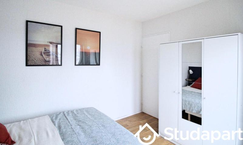 Chambre - 10 m² - 1 pièce