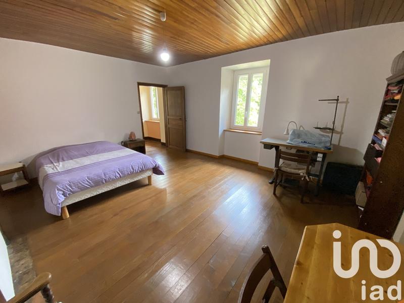 Maison - 200 m² - 6 pièces