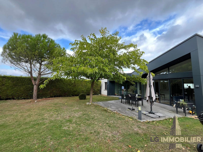 Maison - 143 m² - 4 pièces