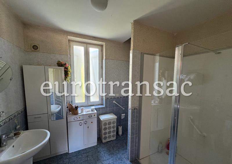 Maison - 122 m² - 5 pièces