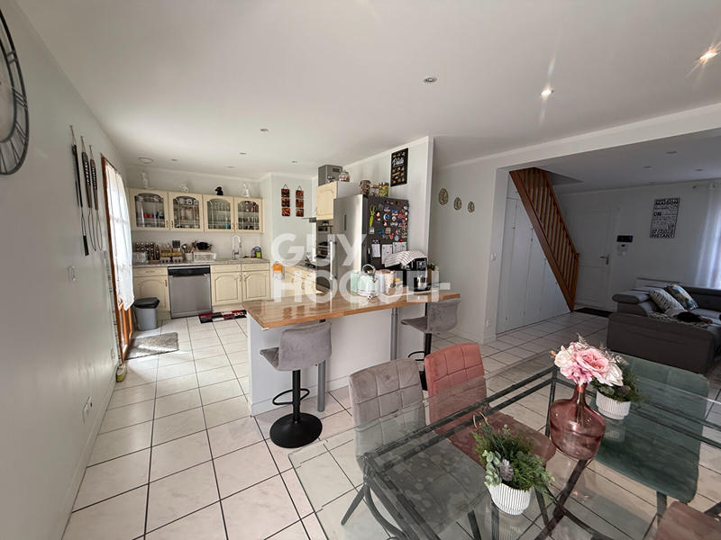 Maison - 83 m² - 4 pièces