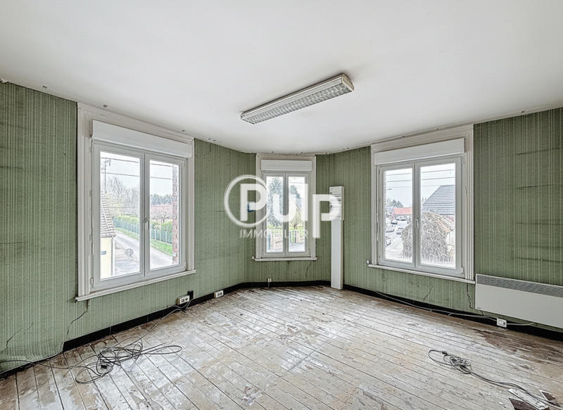 Immeuble - 220 m² - 6 pièces