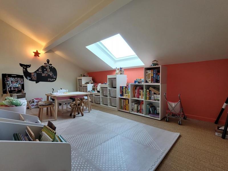 Maison - 179 m² - 6 pièces