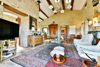 Maison en pierre - 225 m² - 7 pièces