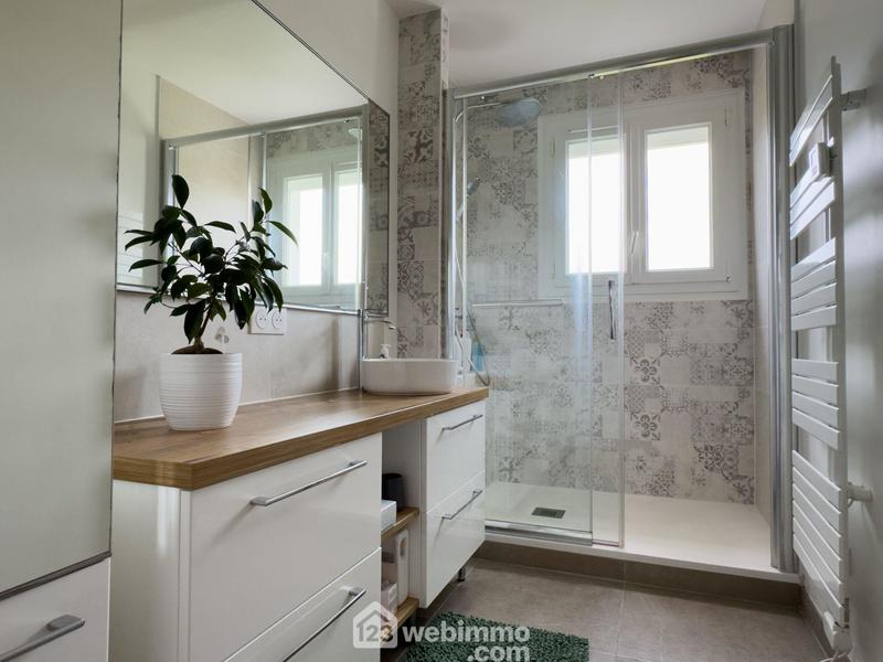 Maison - 100 m² - 6 pièces