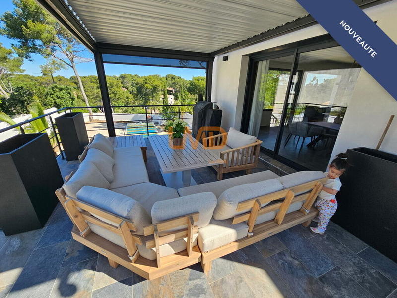 Maison - 163 m² - 7 pièces