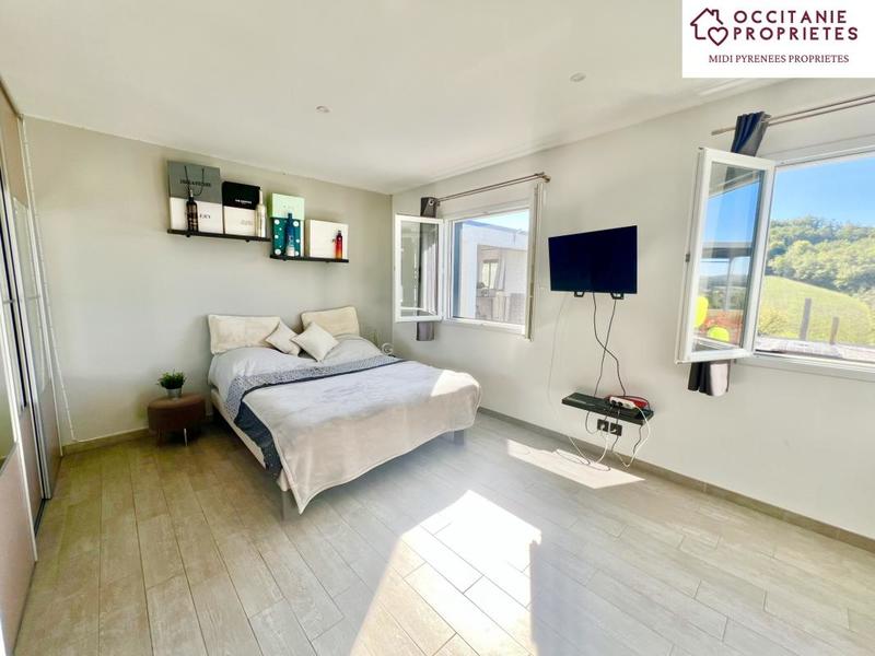 Villa - 99 m² - 4 pièces