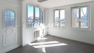 Local commercial - 60 m² - 3 pièces