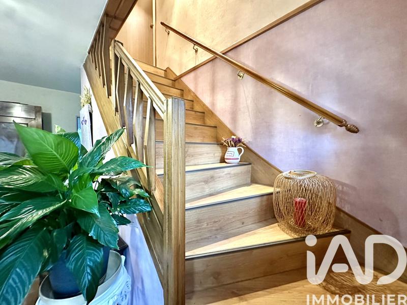 Maison - 140 m² - 6 pièces