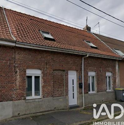 Maison - 94 m² - 4 pièces